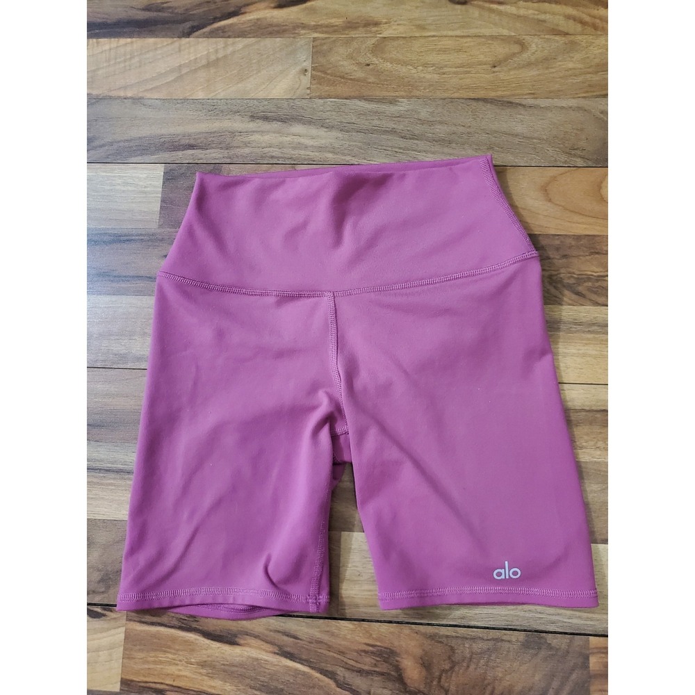 Alo Womens Pull On Biker Shorts Flamingo Pink Size XS 7" Inseam
